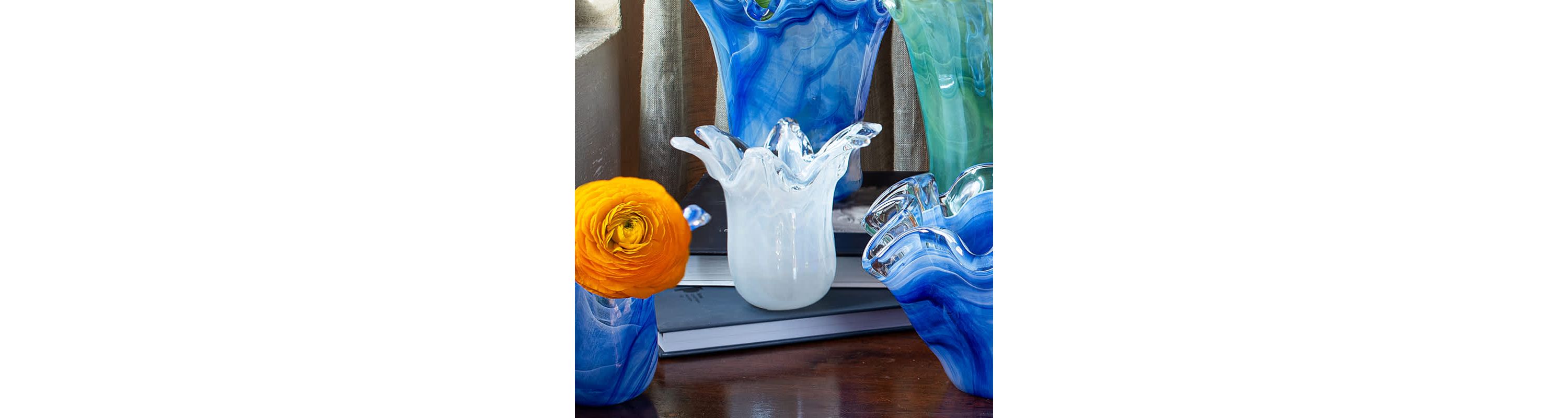 Onda Glass Cobalt Petite Vase