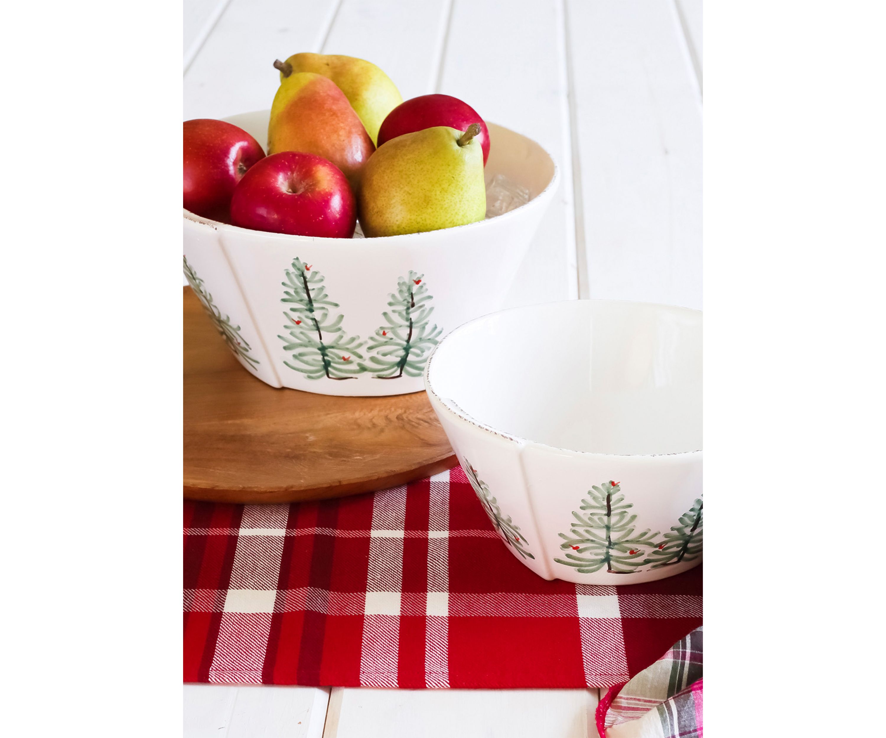 Lastra Holiday Large Stacking Serving Bowl