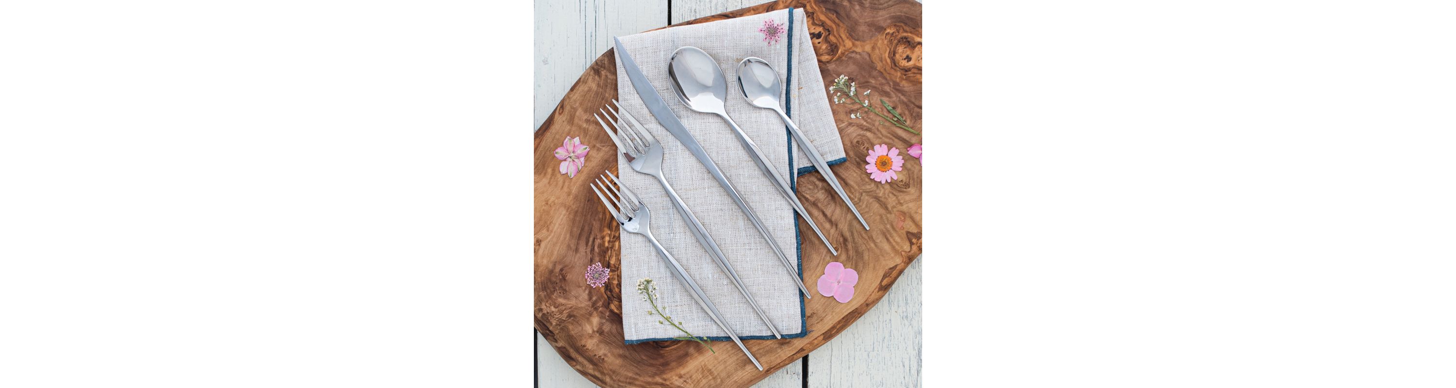 Natura Satin Spreaders - Set of 4