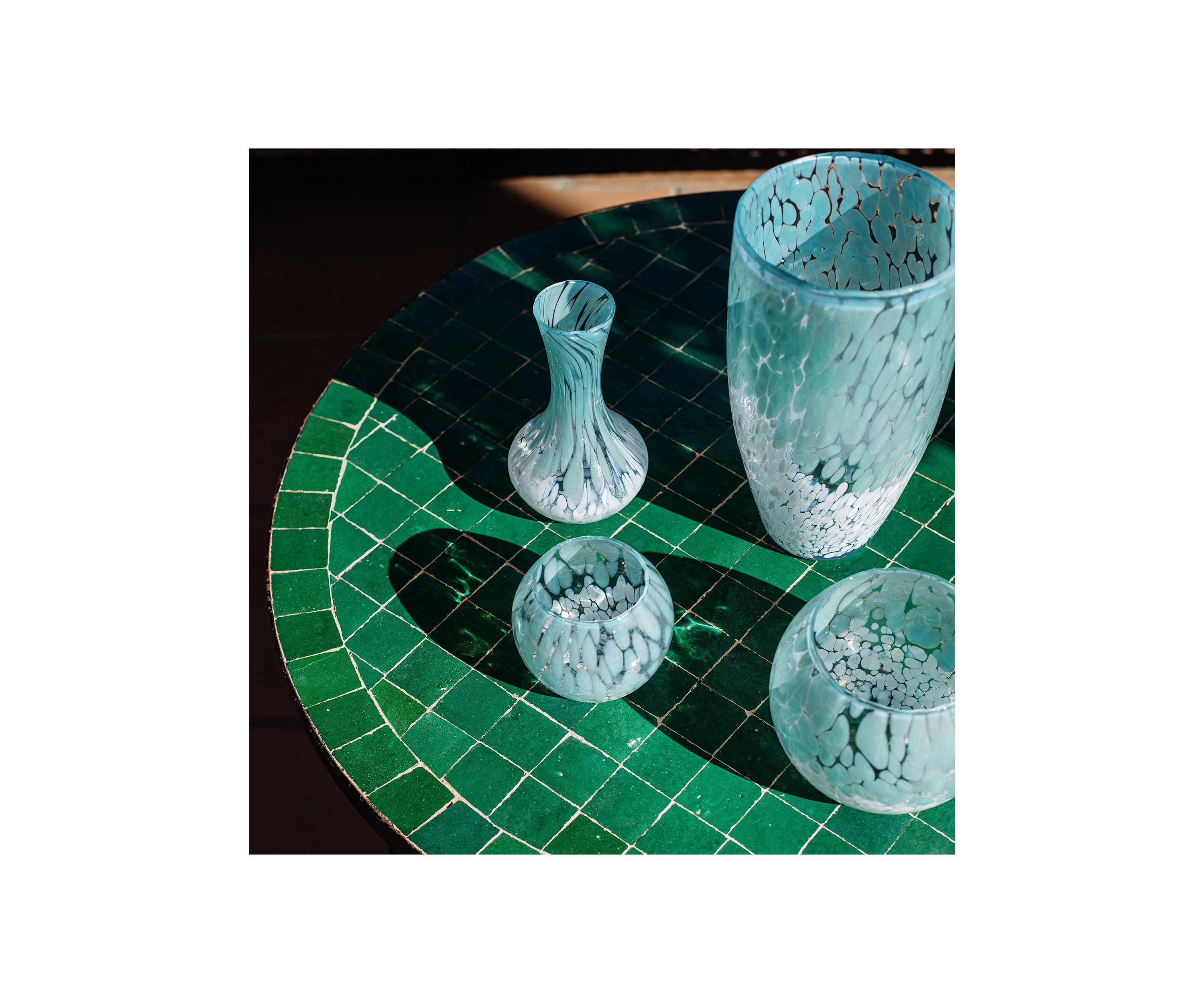 Nuvola Light Blue and White Small Round Vase