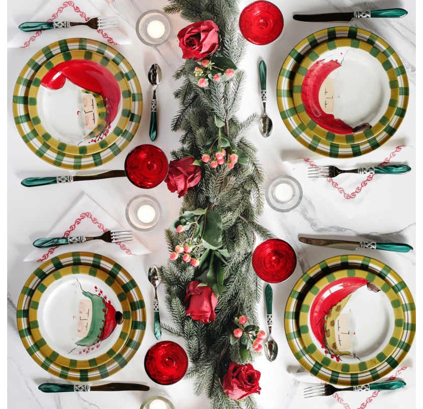 Old St. Nick Assorted Sixteen-Piece Place Setting