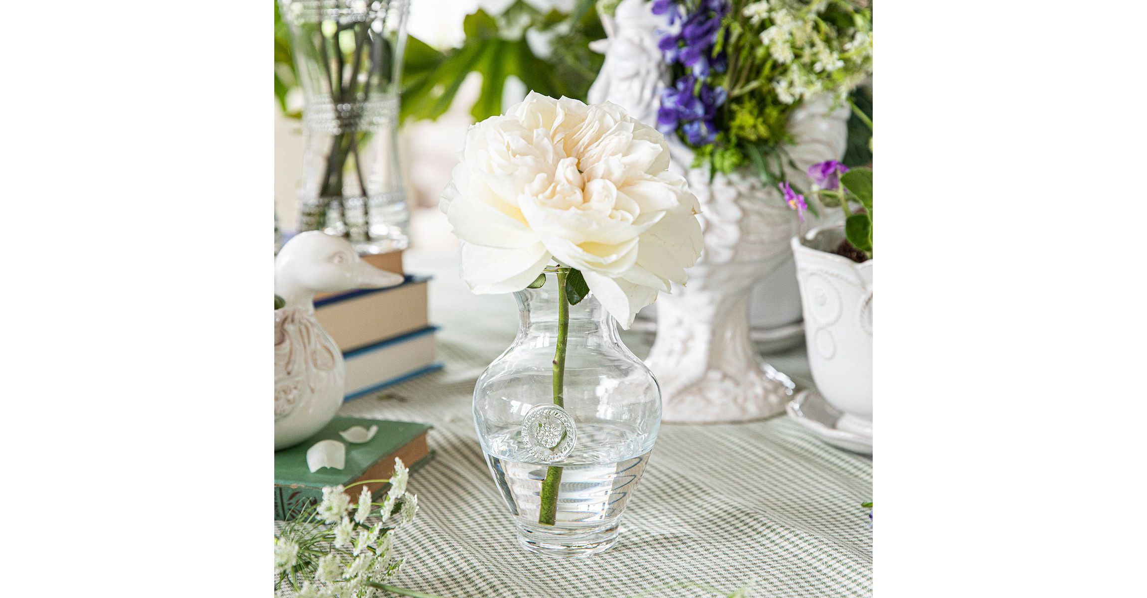 Berry & Thread 7" Vase