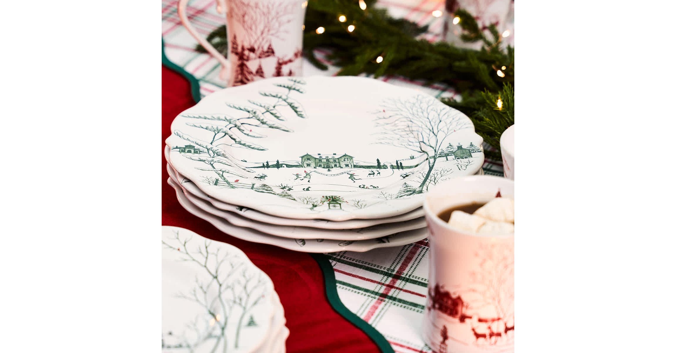 Country Estate Winter Frolic Dinner Plate - Evergreen