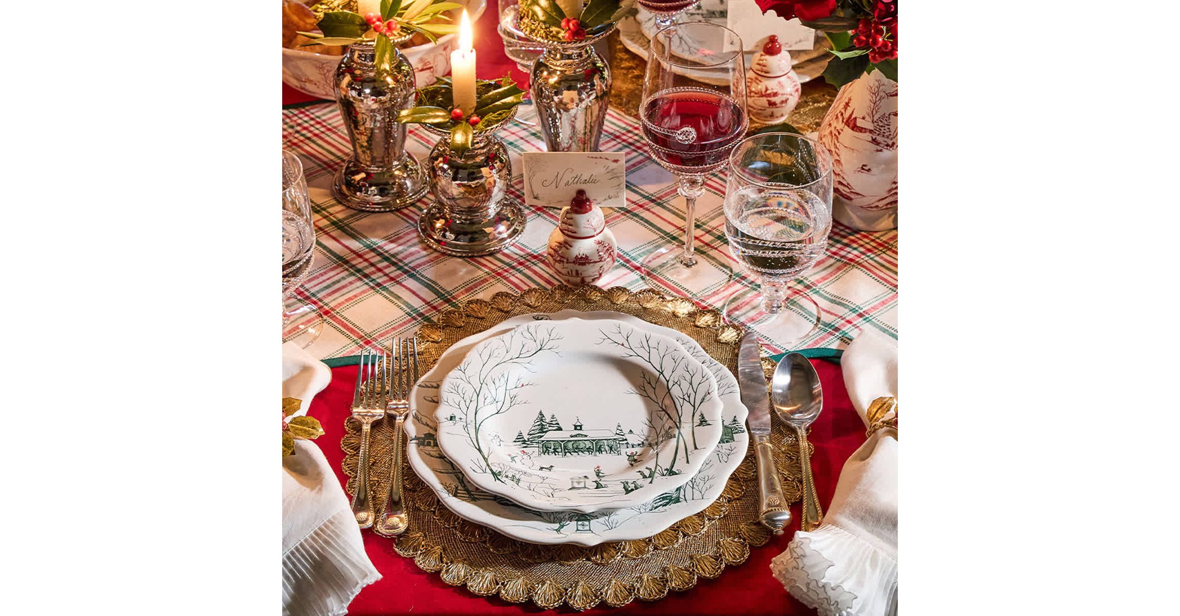 Country Estate Winter Frolic Dinner Plate - Evergreen