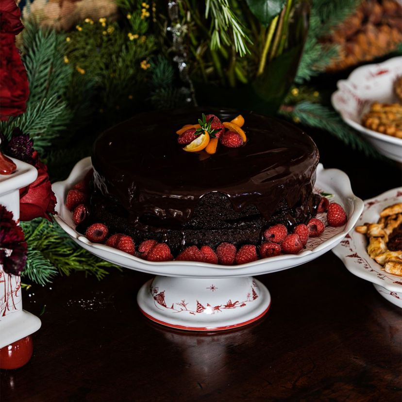 Country Estate Winter Frolic Cake Stand