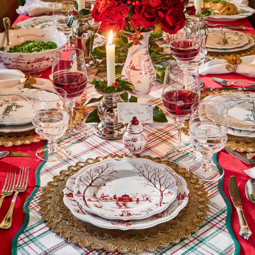 Country Estate Winter Frolic 4pc Place Setting - Ruby