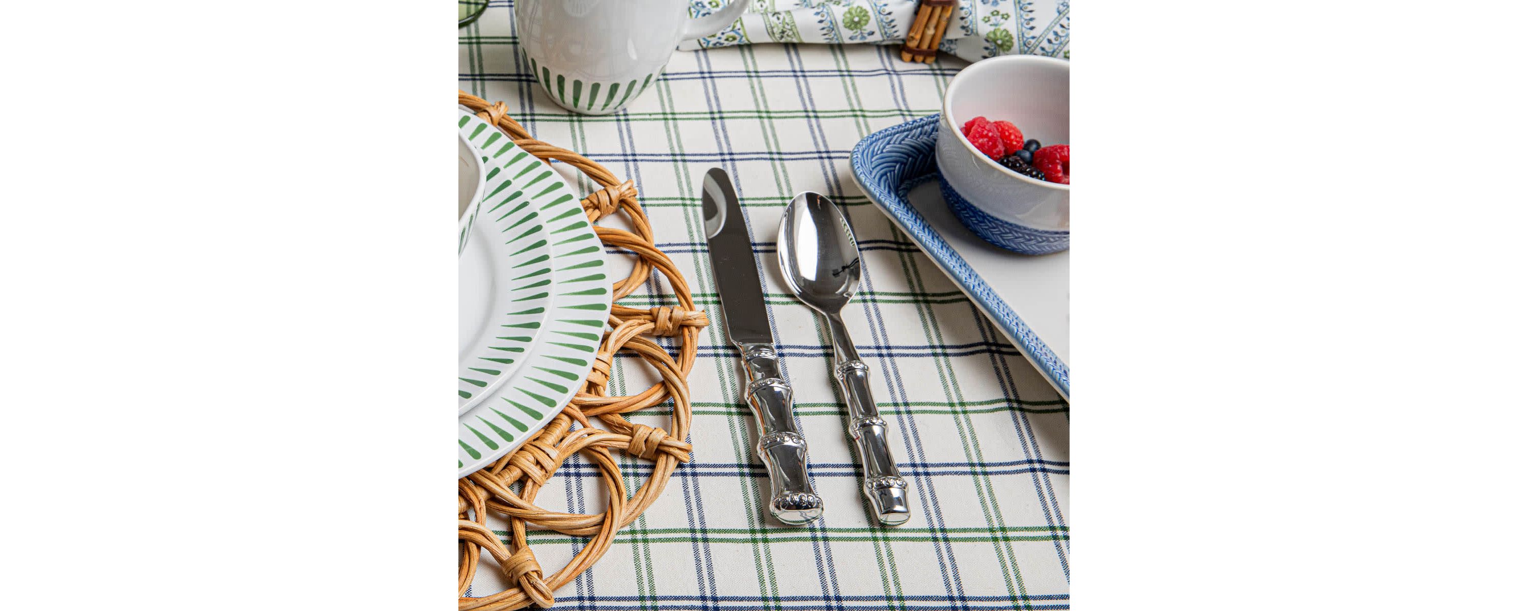 Bamboo 20pc Place Setting - Polished