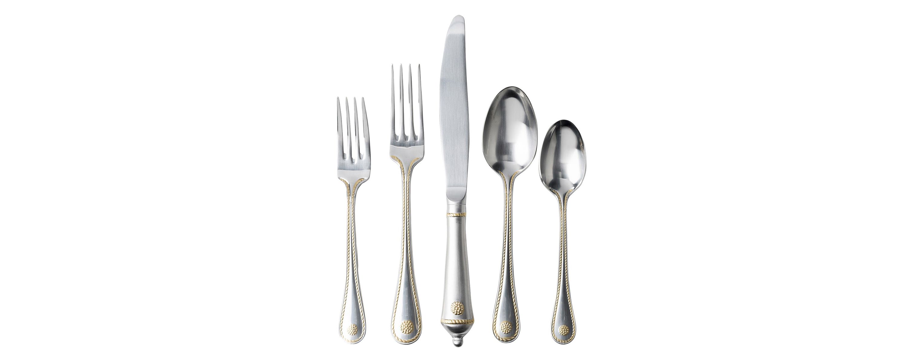 Berry & Thread 20pc Place Setting - Bright Satin with Gold