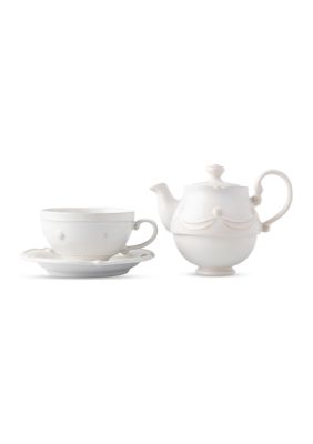 Berry & Thread Whitewash Tea for One Includes Saucer