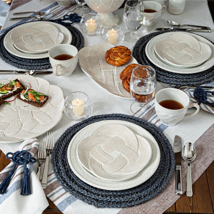 Le Panier Mystic Knot Dessert/Salad Plate - Whitewash