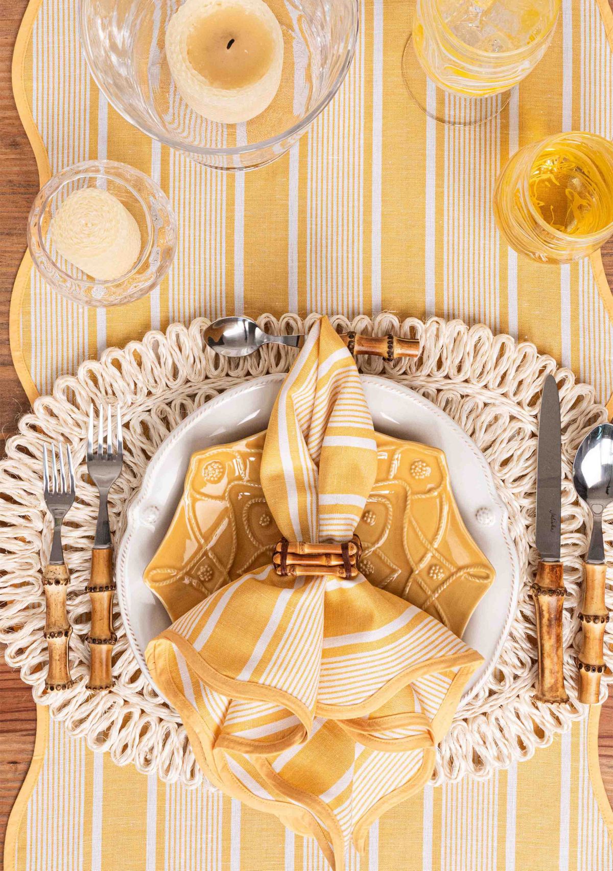 Straw Loop Oval Placemat