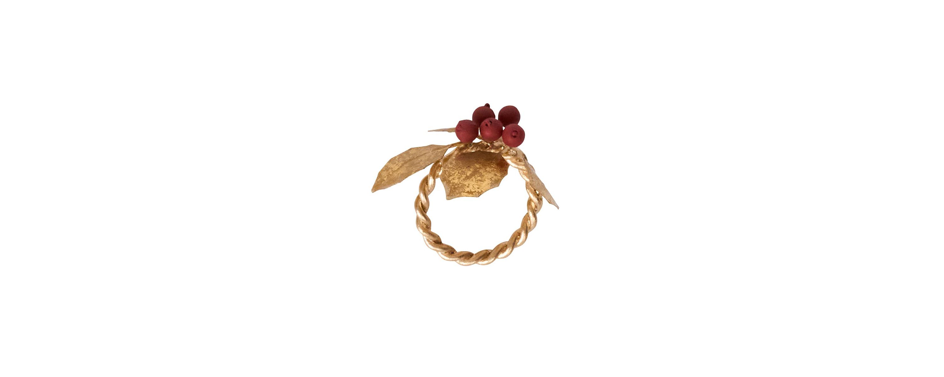 Forest Walk Holly with Berries Napkin Ring Set/4 - Multi