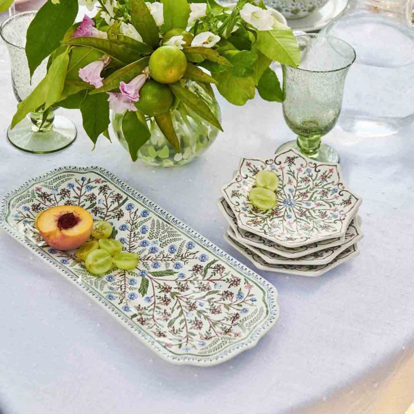 Villa Seville Scalloped Side/Cocktail Plate Set/4 - Chambray