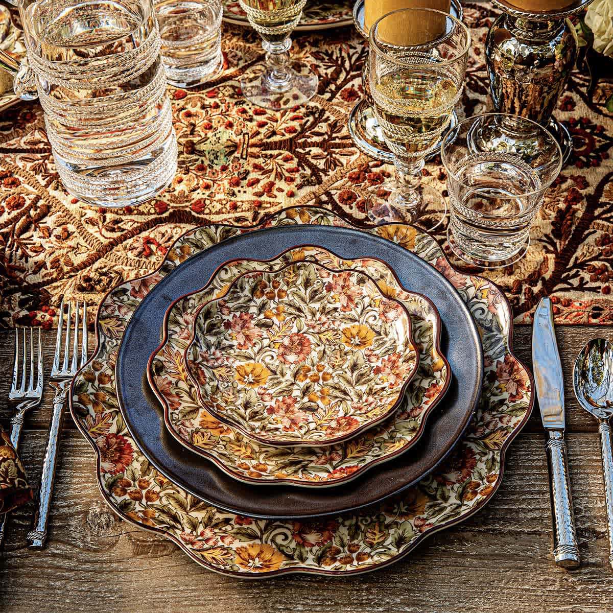 Willa Charger/Platter - Amber