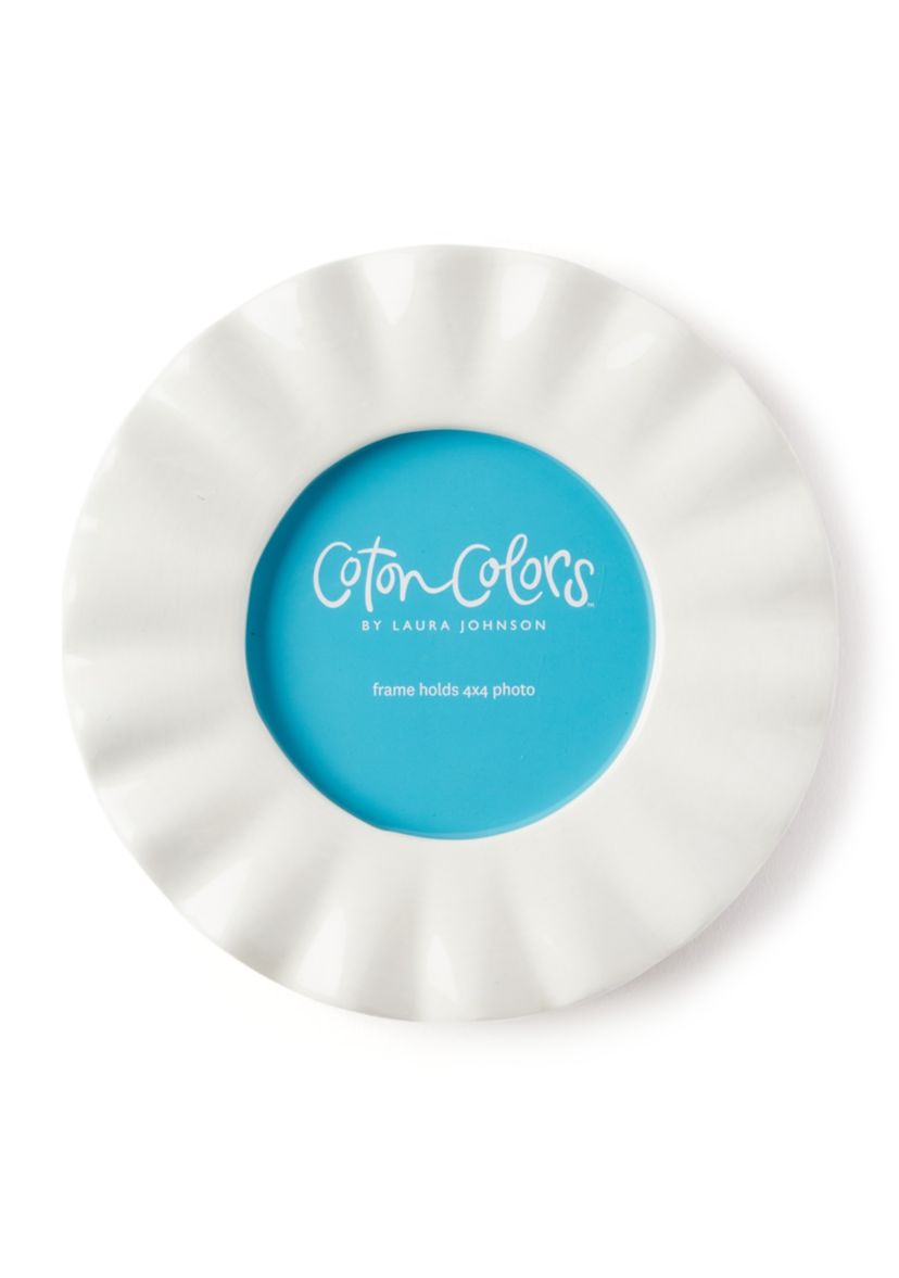 Signature White Ruffle Round Frame 