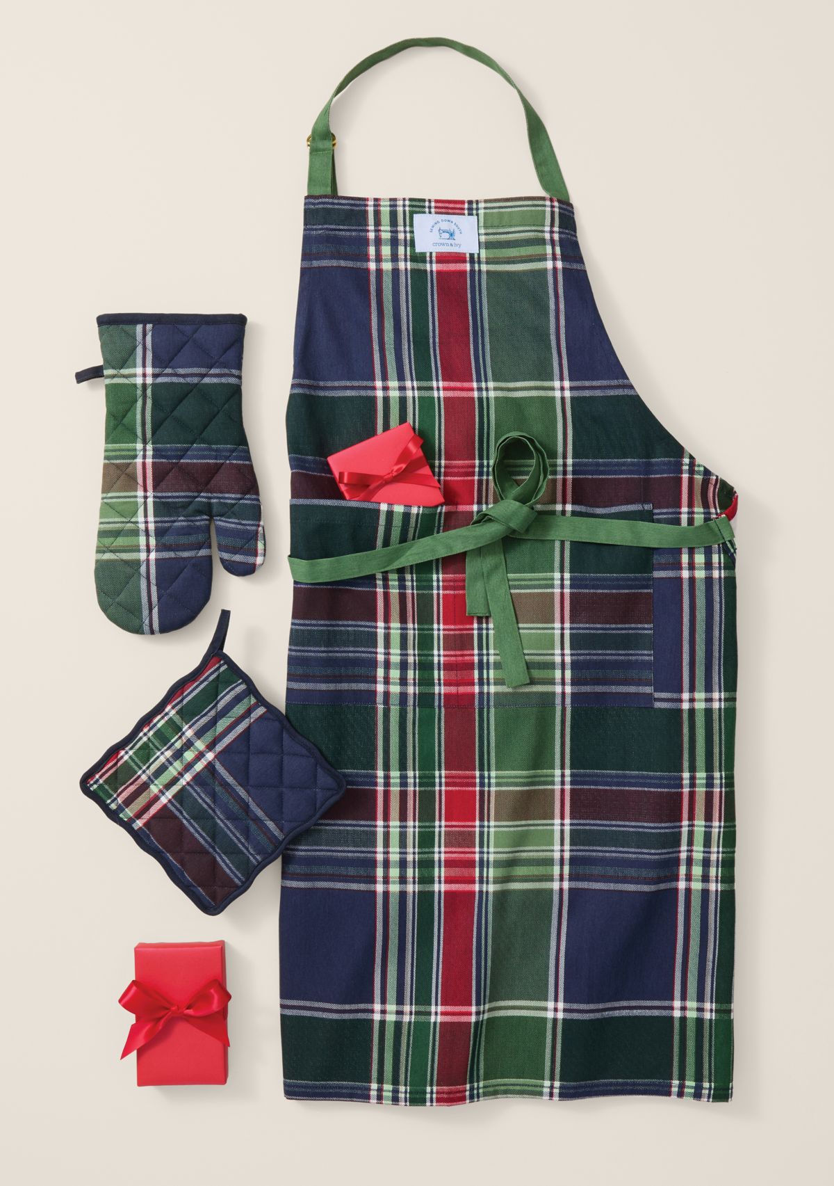 Sewing Down South x Crown & Ivy™ Sew Merry Printed Apron