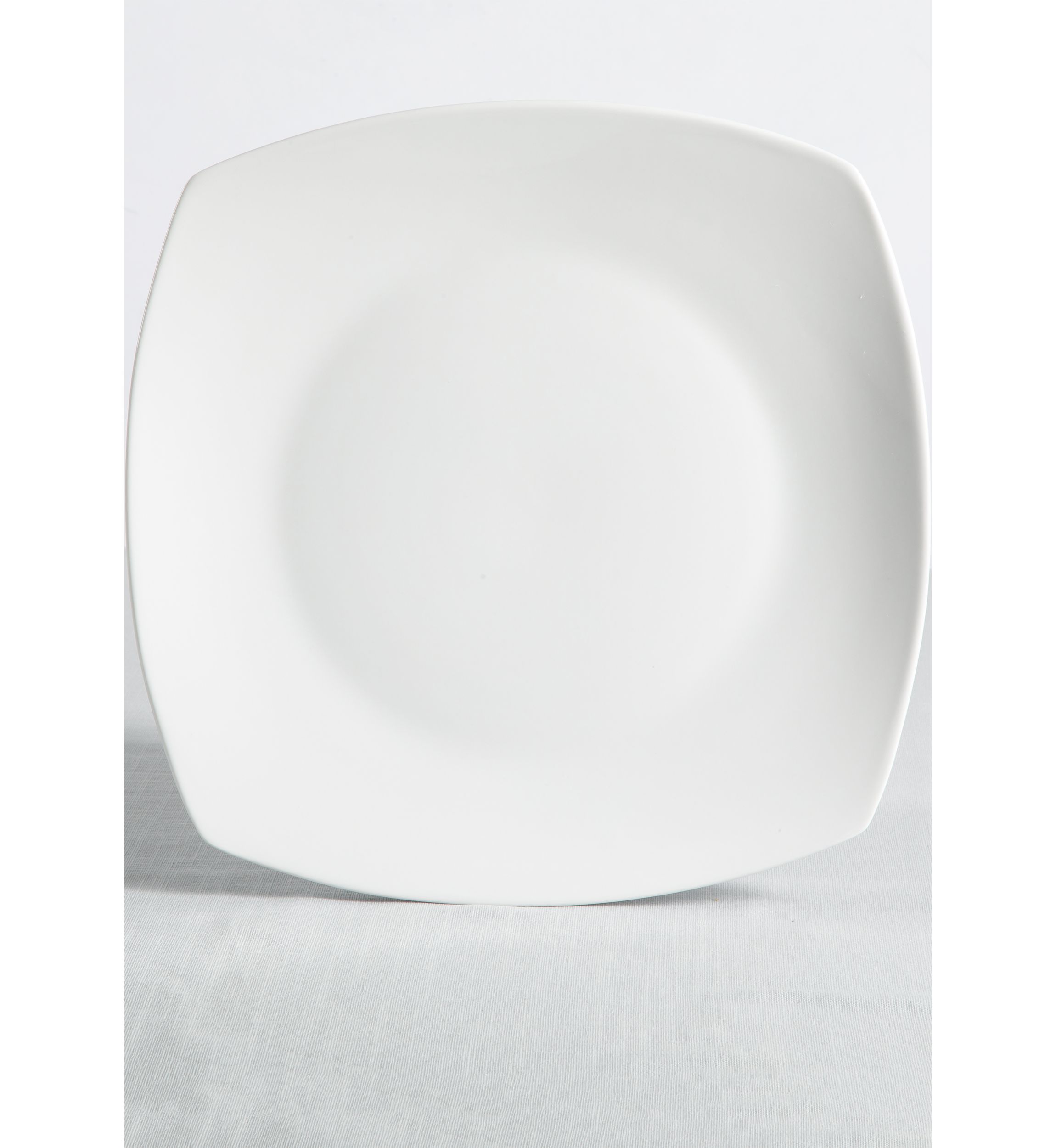 12 Piece Signature White Soft Square Plates