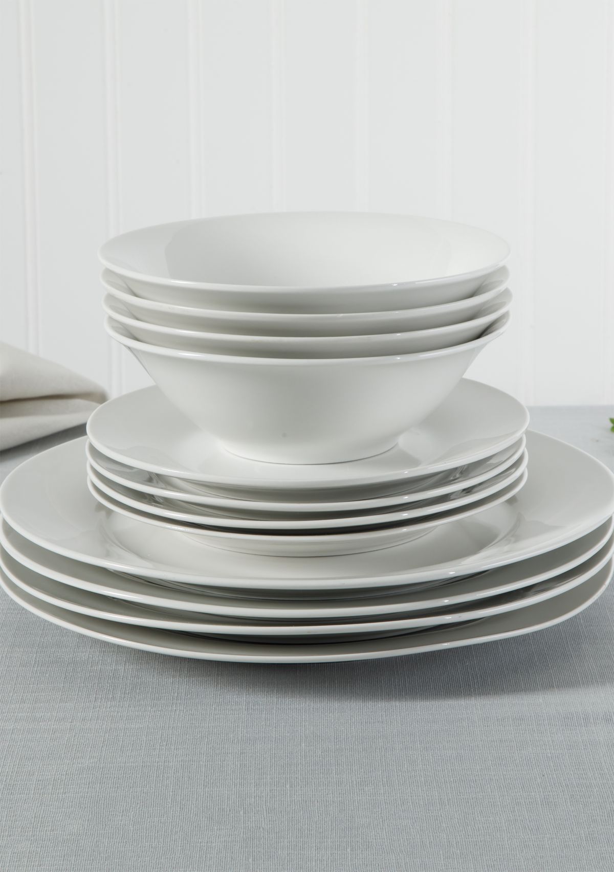 12 Piece Signature White Classic Round Plate Set
