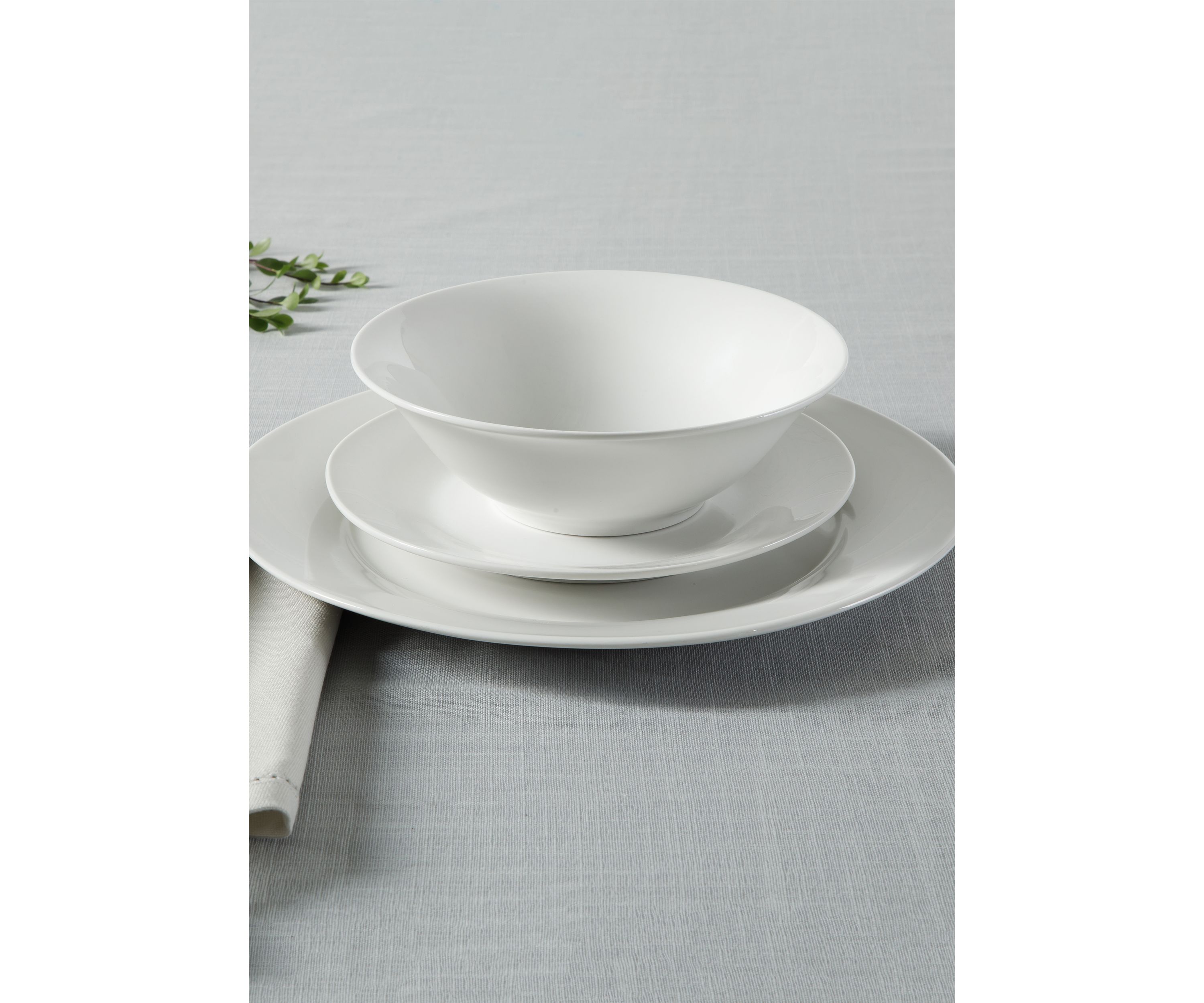 12 Piece Signature White Classic Round Plate Set