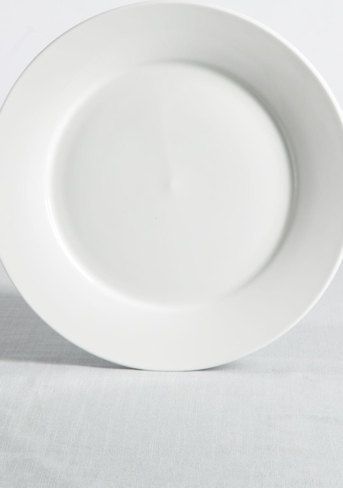 12 Piece Signature White Classic Round Plate Set