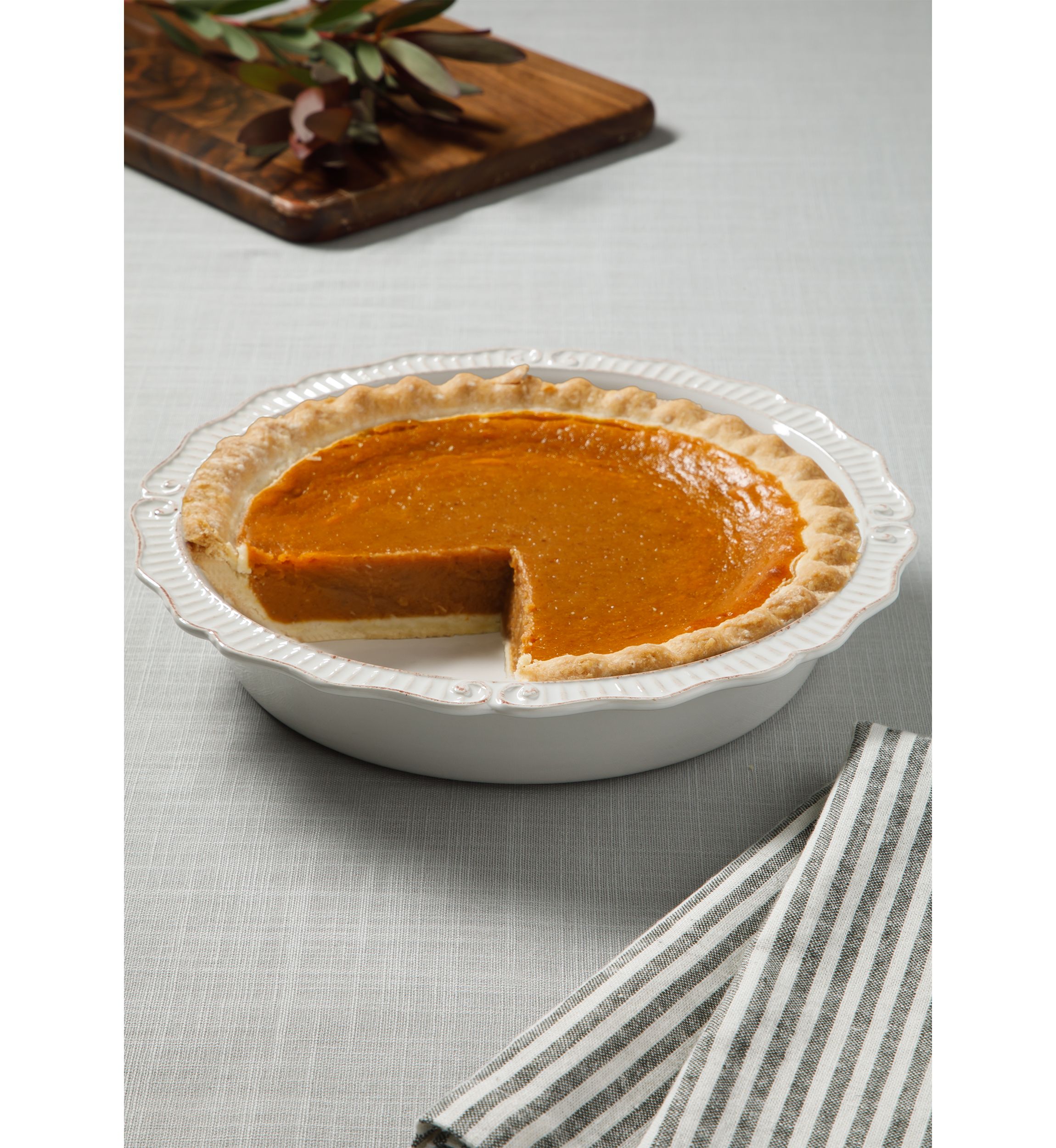 Capri White Pie Dish
