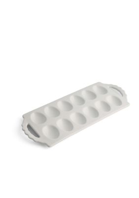 modern.southern.home.hot off the grill platter with spatul