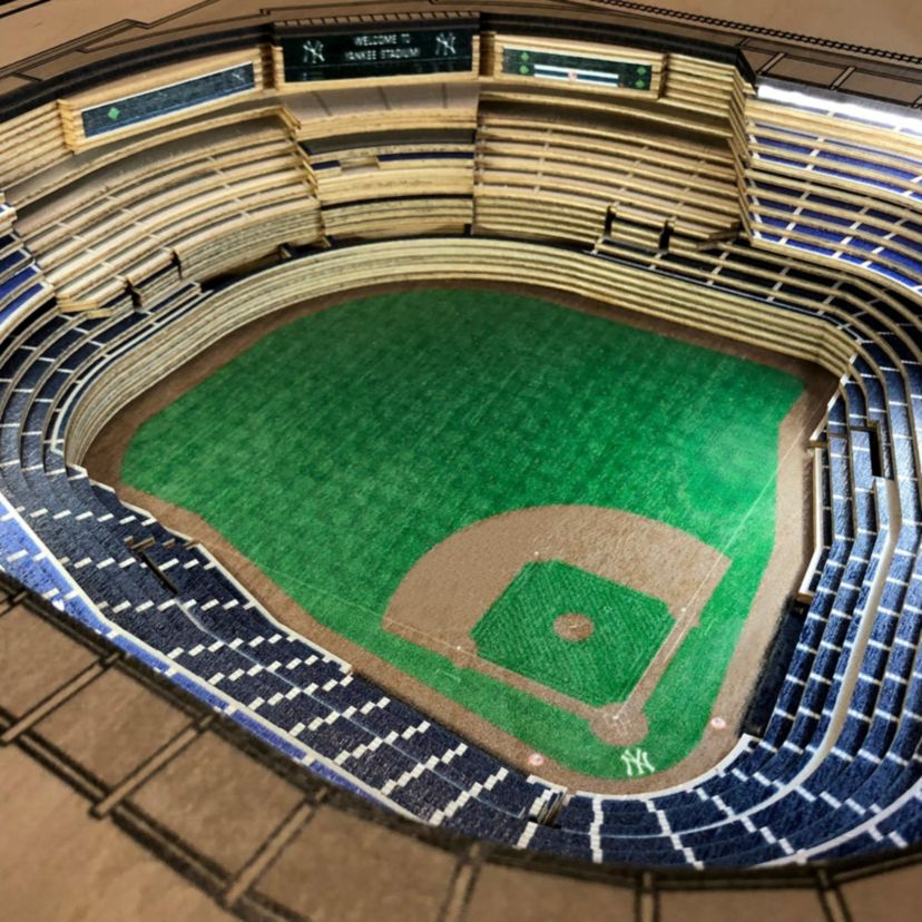 YouTheFan MLB New York Yankees 25-Layer StadiumViews Lighted End Table - Yankee Stadium
