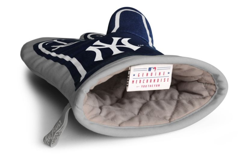 YouTheFan MLB New York Yankees #1 Oven Mitt