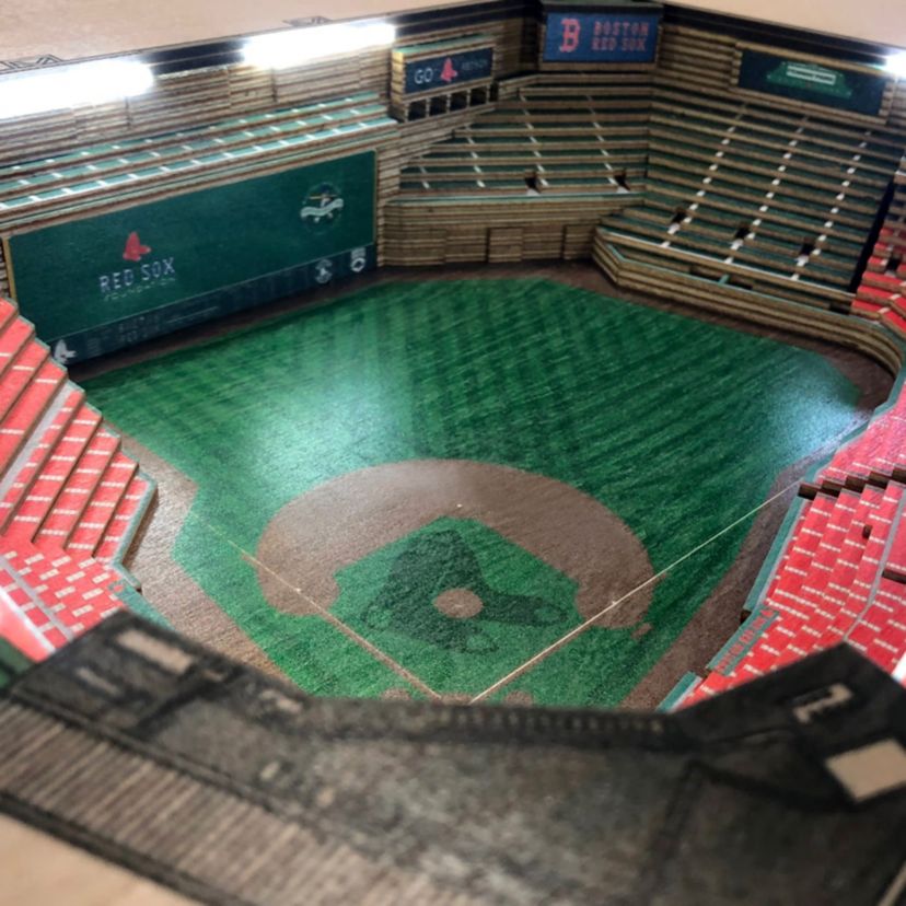 YouTheFan MLB Boston Red Sox 25-Layer StadiumViews Lighted End Table - Fenway Park