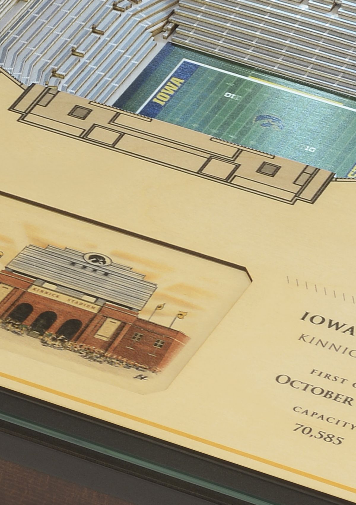 YouTheFan NCAA Iowa Hawkeyes 25-Layer StadiumViews End Table - Kinnick Stadium