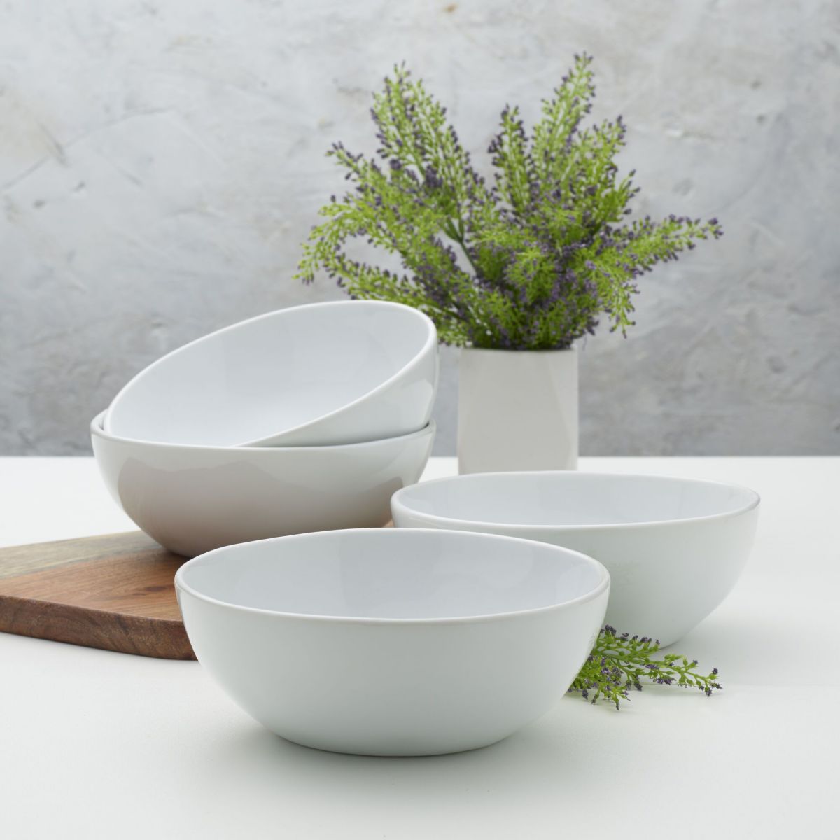 Everyday White by  Organic 21 Ounce Soup Cereal Bowls, Set of 4