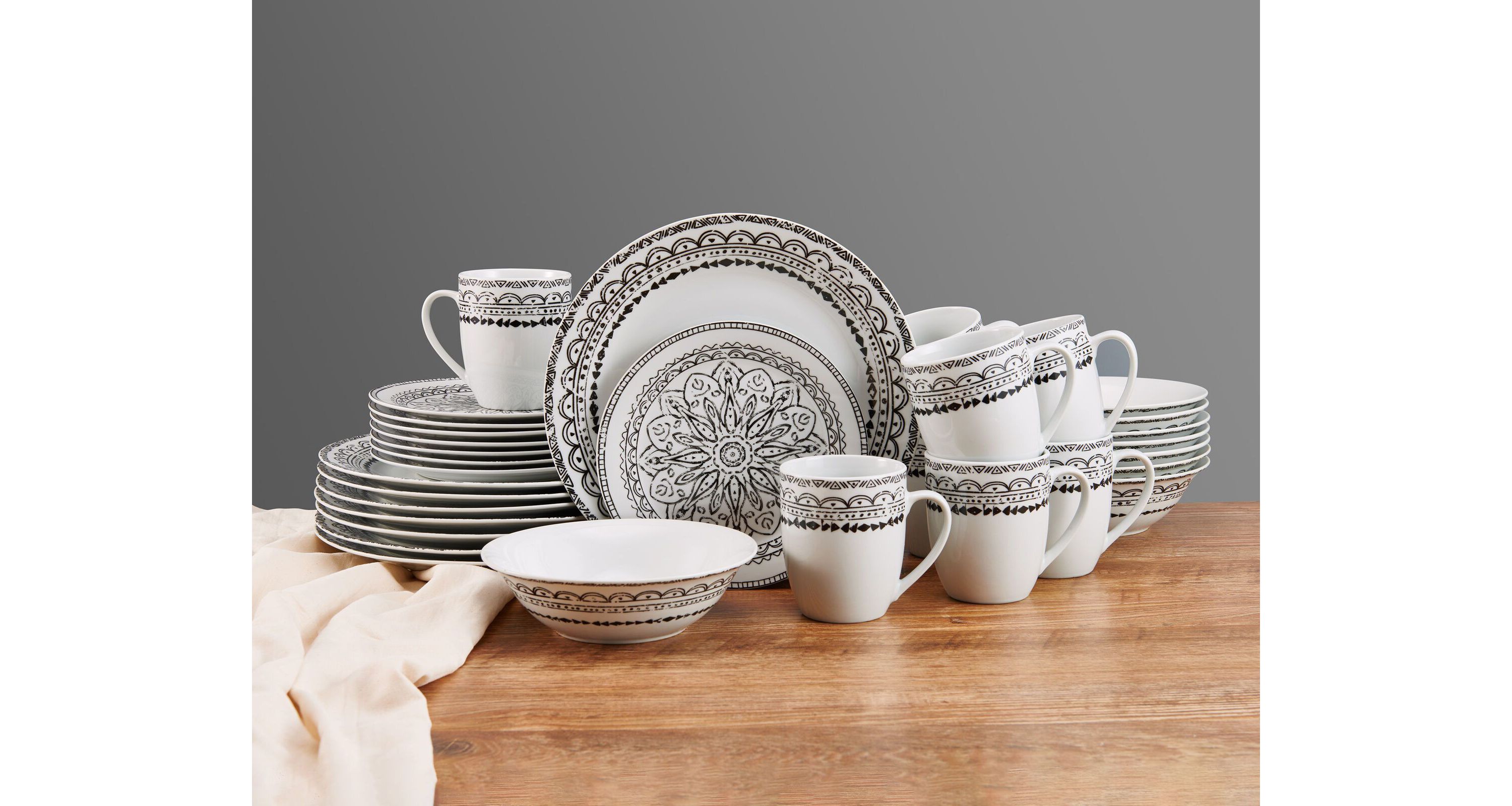 Ink Delight 32 Piece Dinnerware Set, Service For 8, Multicolor