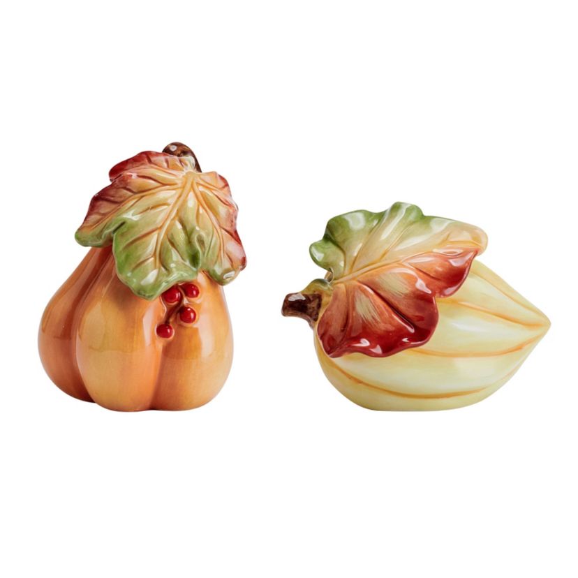 Fall Harvest Salt and Pepper Shaker w/Tray Set