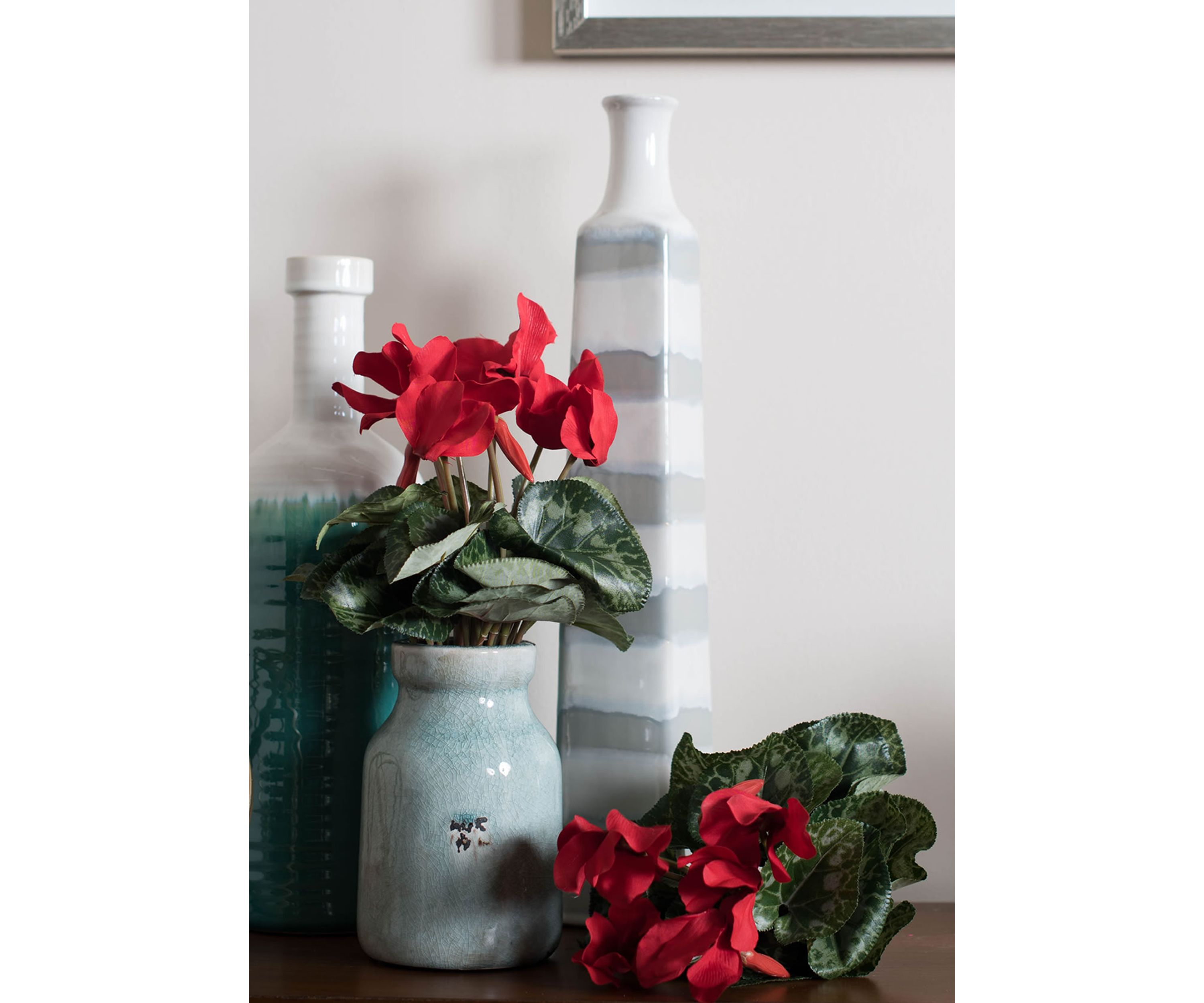 Polyester Red Cyclamen Bush With Leaves