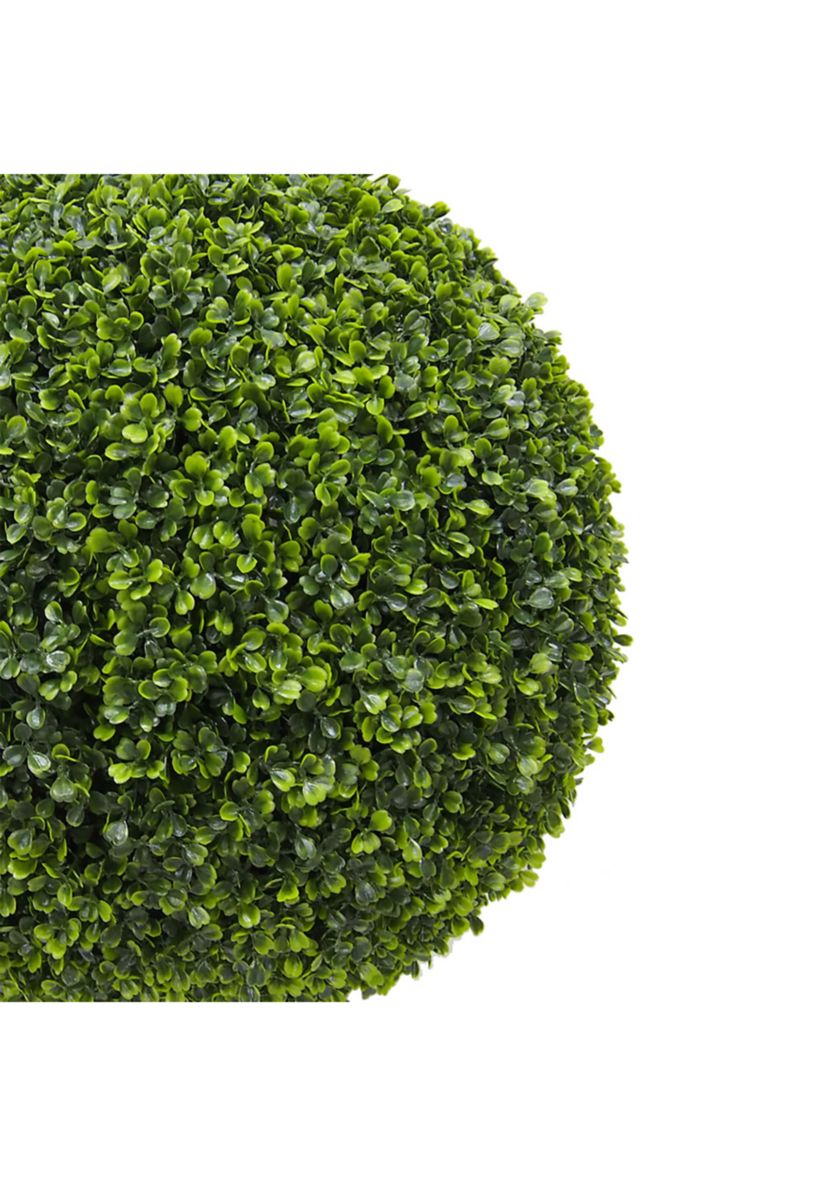 Vickerman 24" Artificial Green Boxwood Ball.