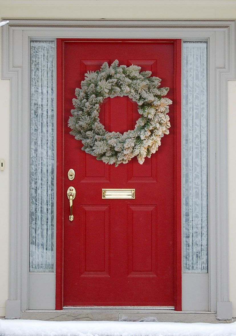 2-Foot Flocked Spruce Wreath