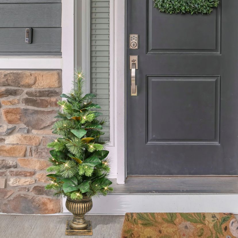 24 in. Pre-lit Magnolia Wreath