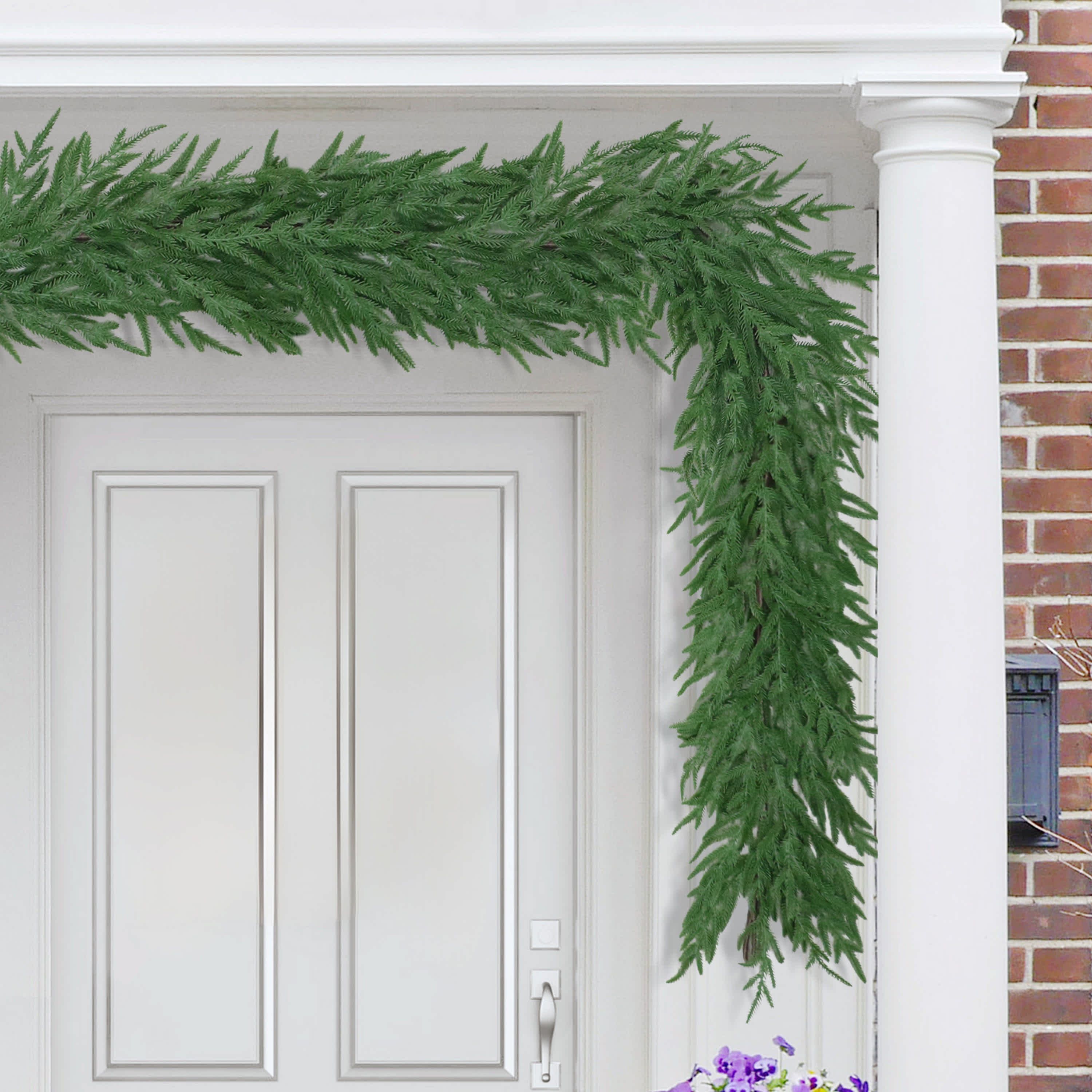 Puleo International 20 x 10" Soft PE Artificial Christmas Garland