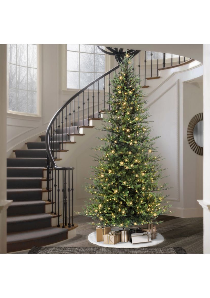 10-foot Pre-Lit Slim Balsam Aritifical Fir Tree 6357 Tips 900 Clear Lights On/Off Foot Pedal Switch