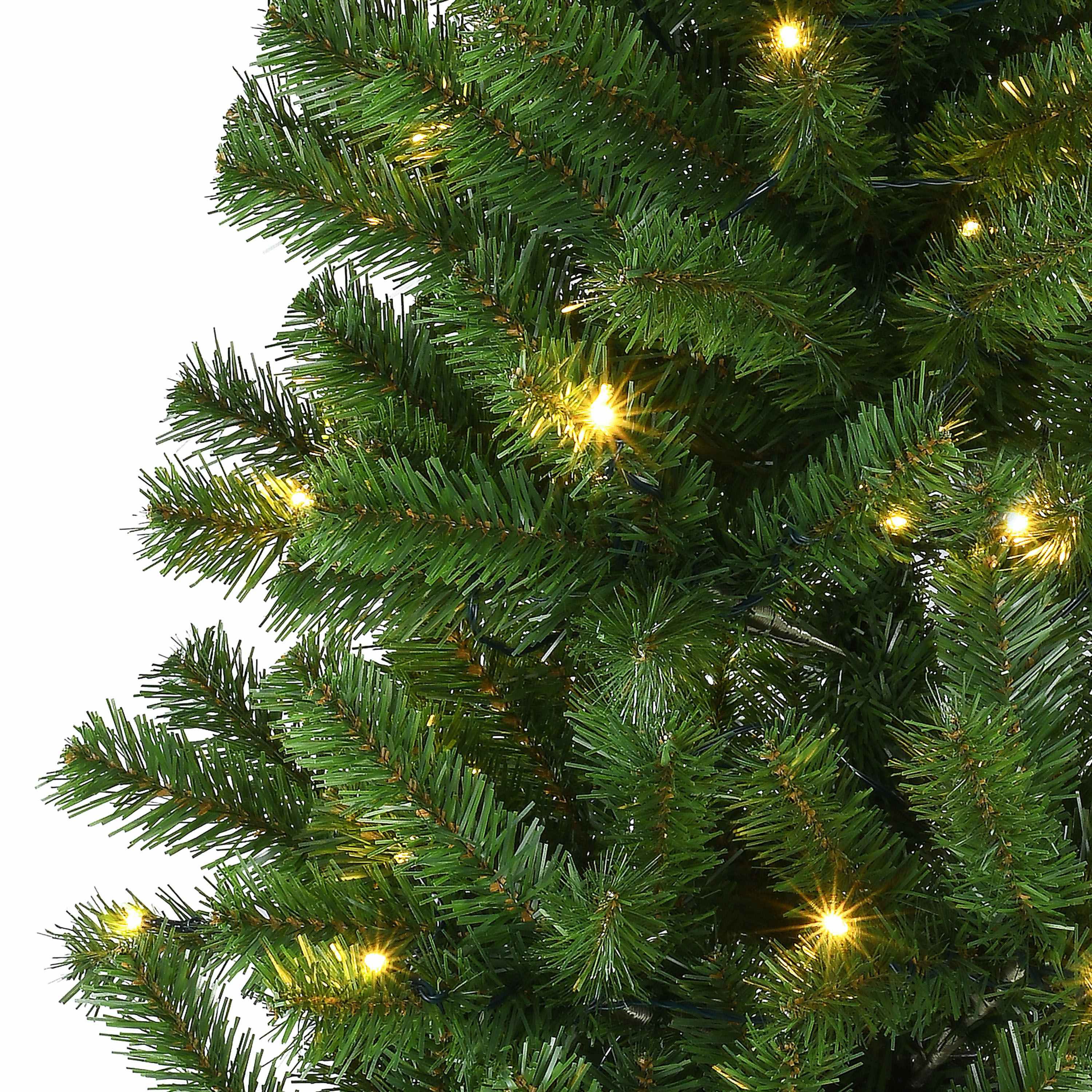 Puleo International 6 Pre-Lit Canadian Spruce Artificial Christmas Tree