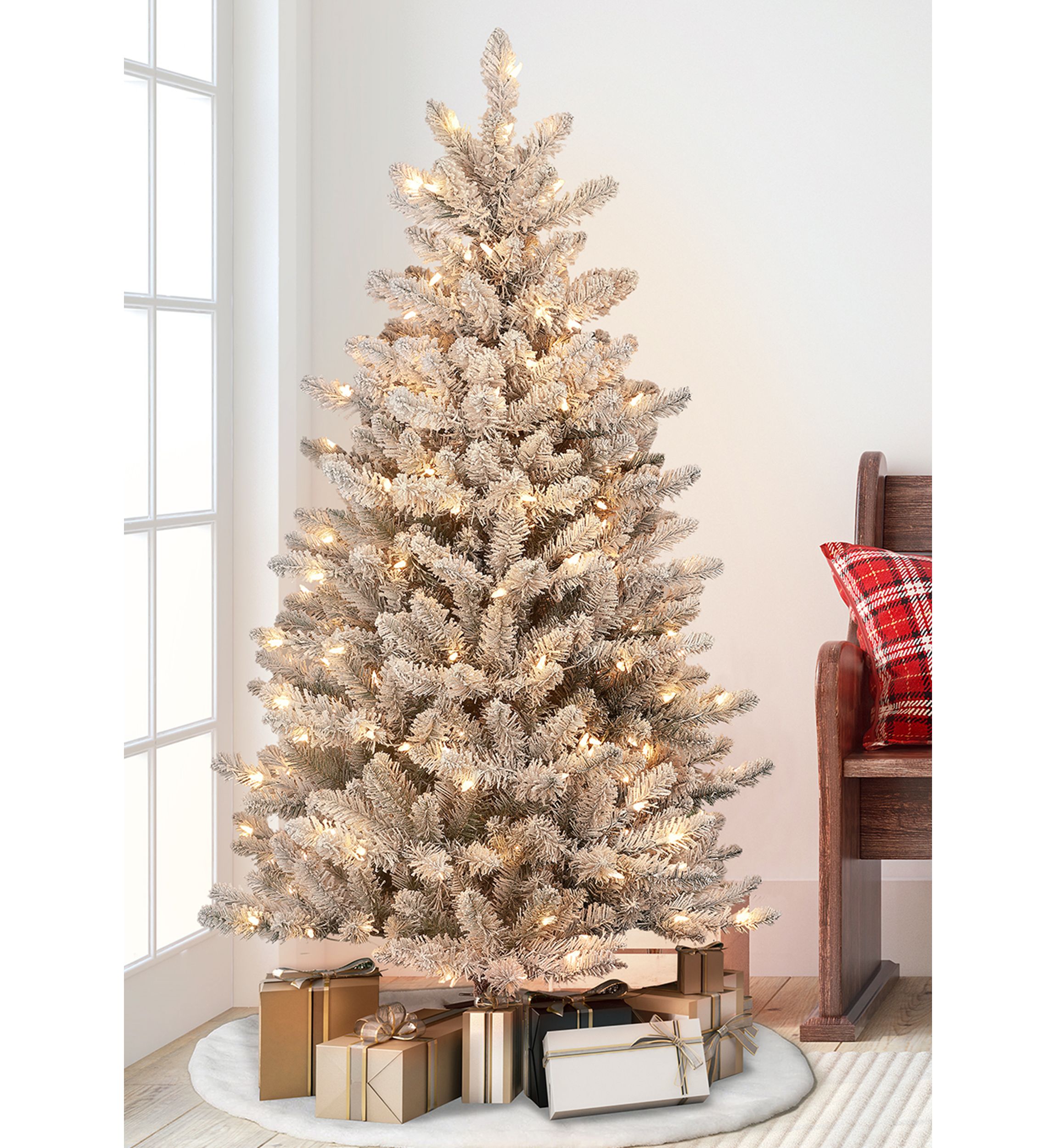 4.5 foot Pre-Lit Slim Flocked Franklin Fir Christmas Tree