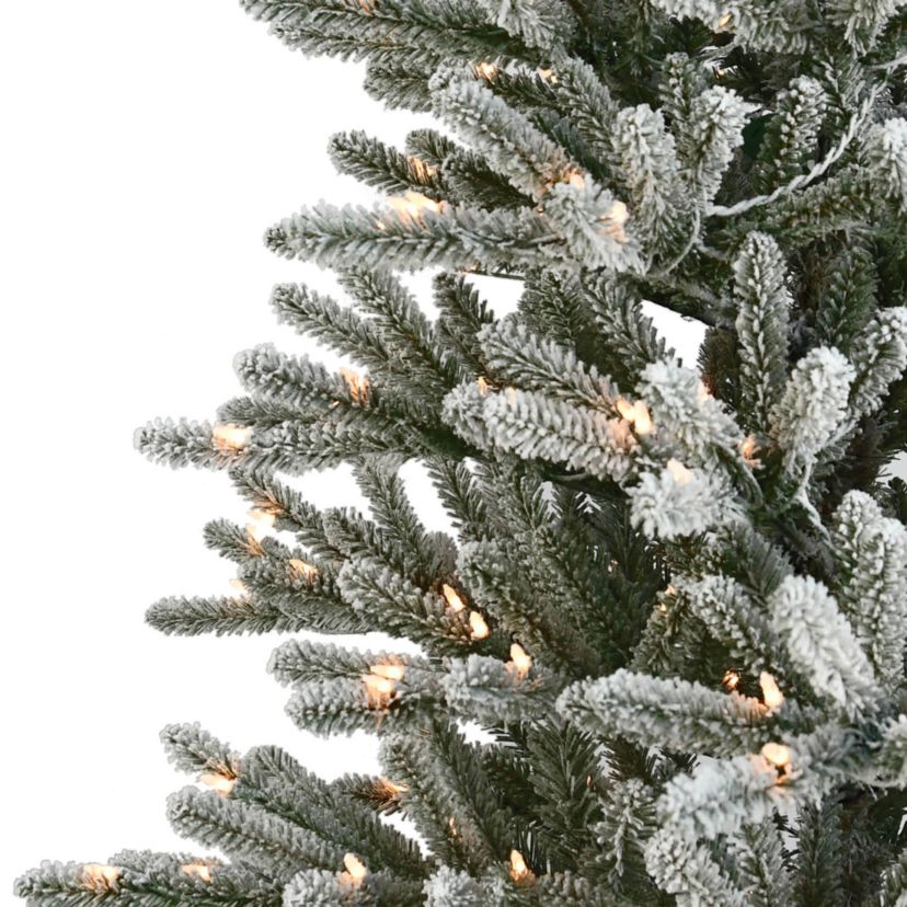 7.5 Pre-Lit Flocked Franklin Fir Artificial Christmas Tree with Matching Skirt