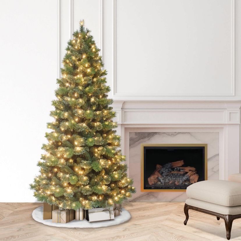 Puleo International 6.5 Pre-Lit Artificial Oklahoma Pine Tree