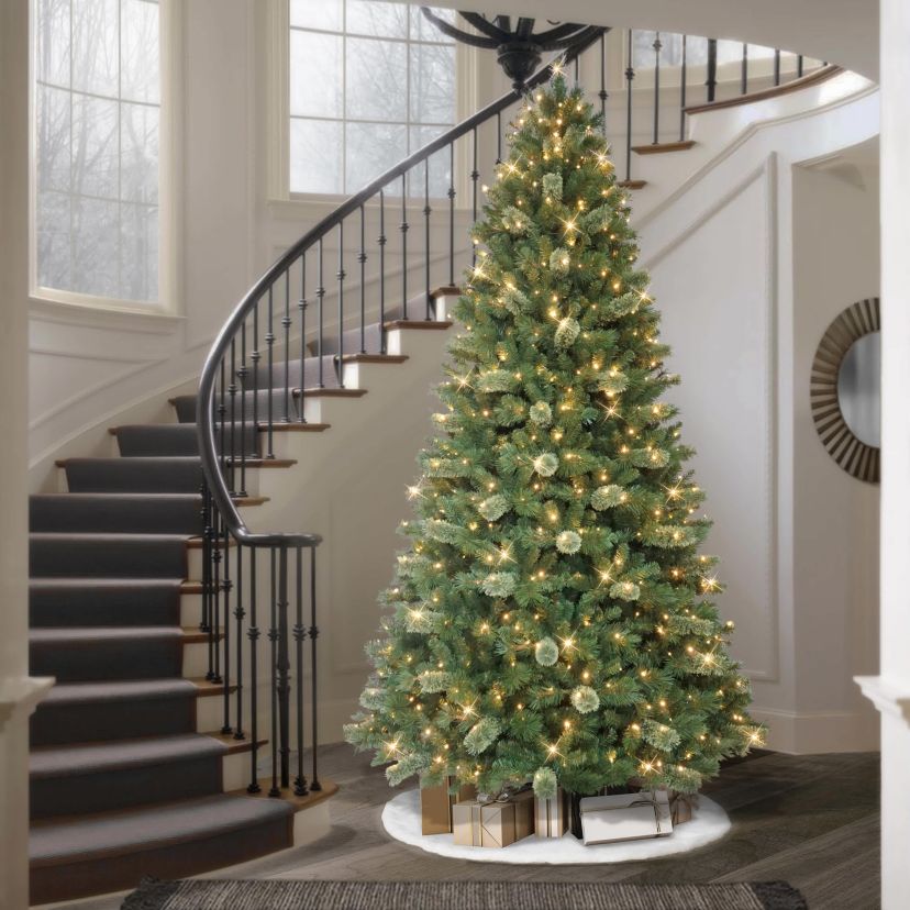 Puleo International 9 Pre-Lit Artificial Teton Pine Tree with 800 LED Lights