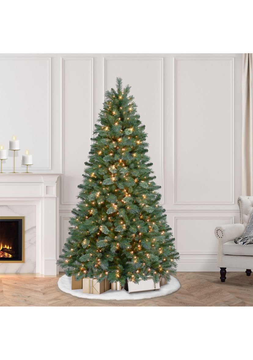 6.5-foot Pre-Lit Teton Artificial Pine Tree 955 Tips 400 Clear Lights