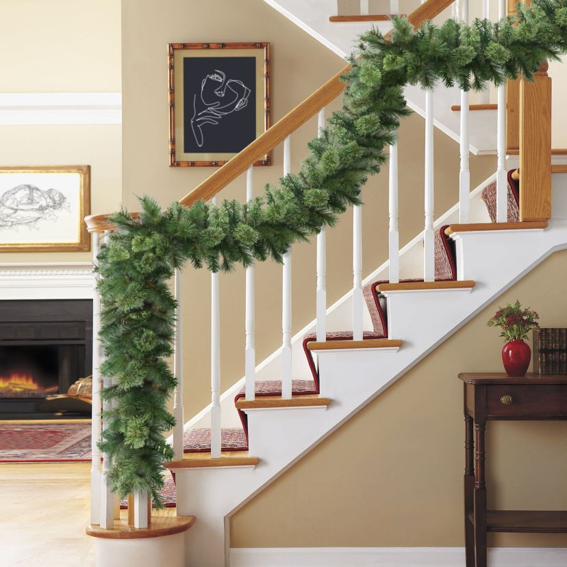 Puleo International 9 x 10" Artificial Teton Pine Christmas Garland