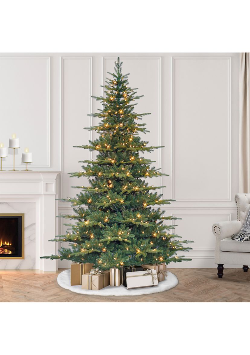 7.5-foot Pre-Lit Artificial Utah Fir Tree 2361 Tips 500 Clear Lights