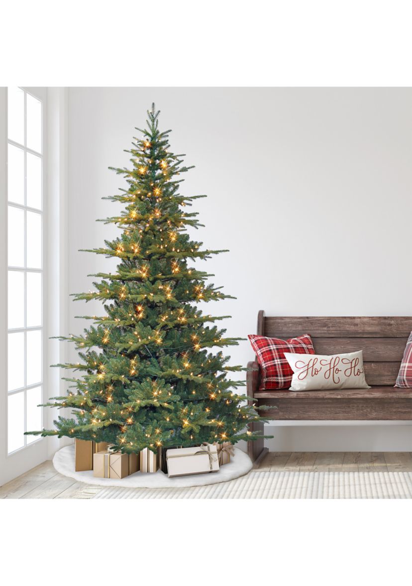 7.5-foot Pre-Lit Artificial Utah Fir Tree 2361 Tips 500 Clear Lights