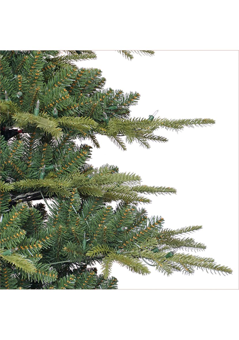 7.5-foot Pre-Lit Artificial Utah Fir Tree 2361 Tips 500 Clear Lights