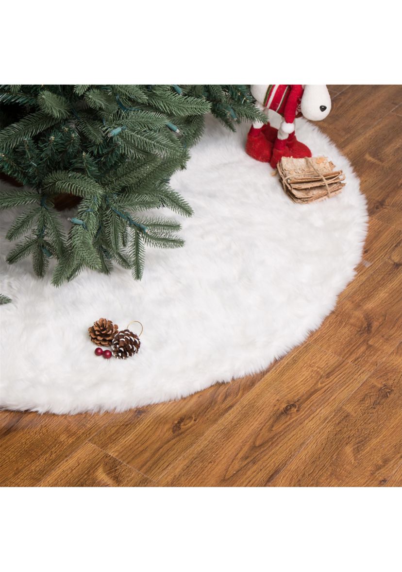 White Plush Christmas Tree Skirt